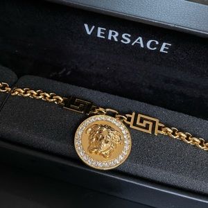 ✨⚜️ VERSACE GRECAMANIA NECKLACE✨⚜️